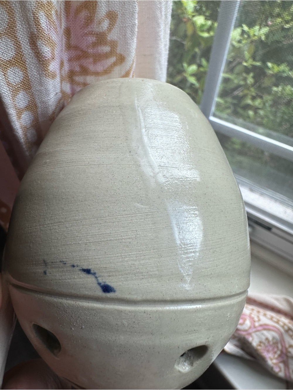 Williamsburg Pottery salt glazed mini jug bud vase blue floral/leaf 5in - Picture 6 of 10